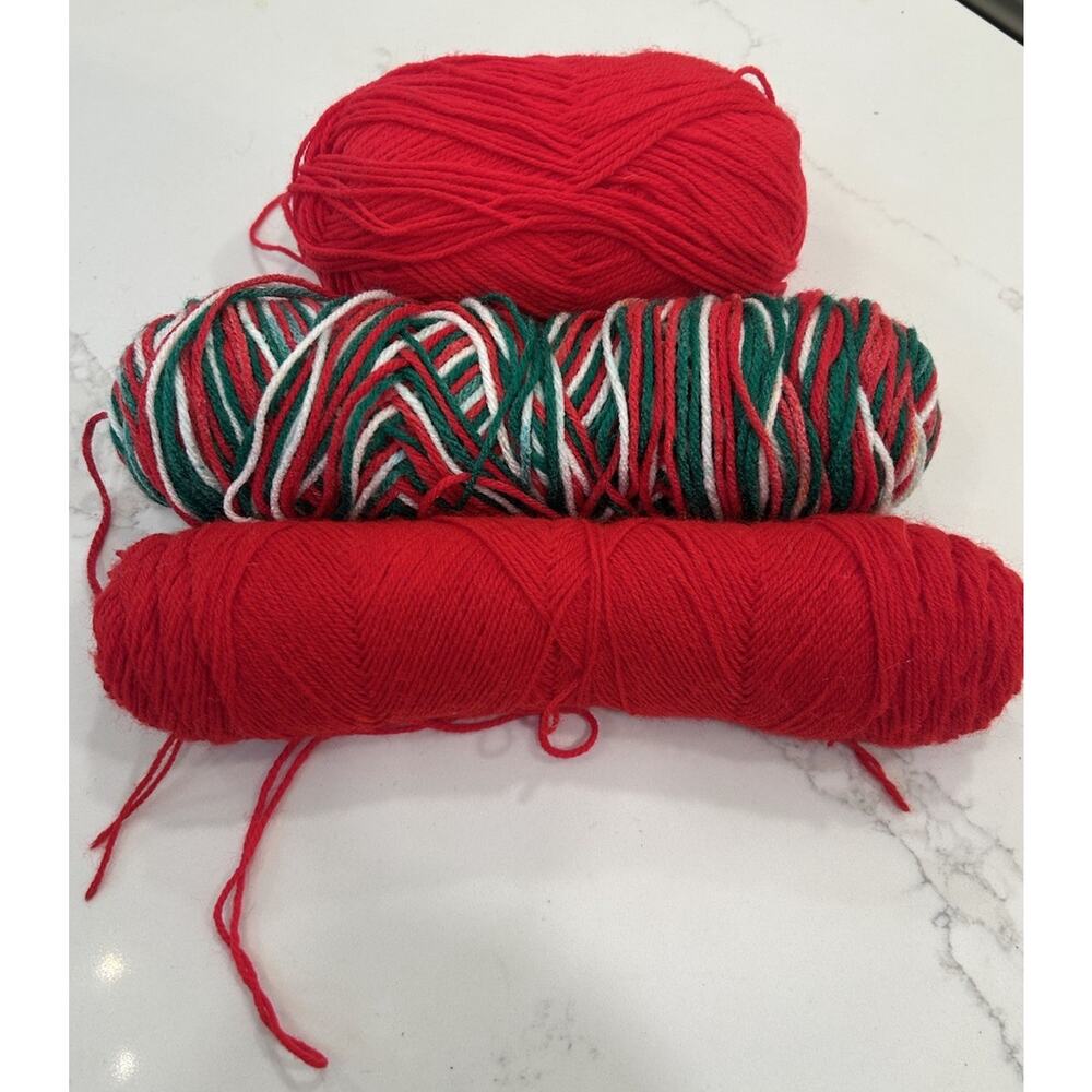 Vtg Lot Of 3 Yarn Skein 2 Red 1 Christmas Color 9oz- Acrylic Blend? Merino wool?